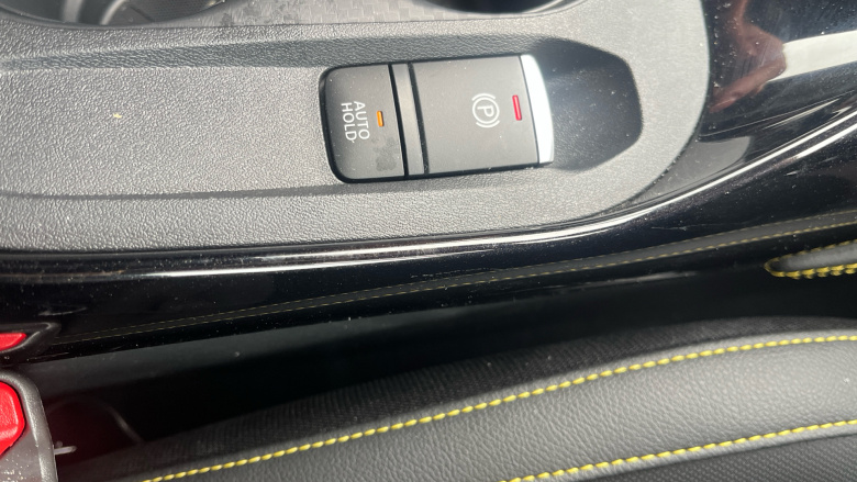 Nissan Juke 1.0 DiG-T N-Sport 5dr DCT Petrol Hatchback